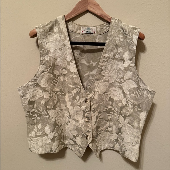 Orvis Jackets & Blazers - Orvis Women's Damansk Vest Waistcoat Flower Patter Western Cowboy USA No Tag